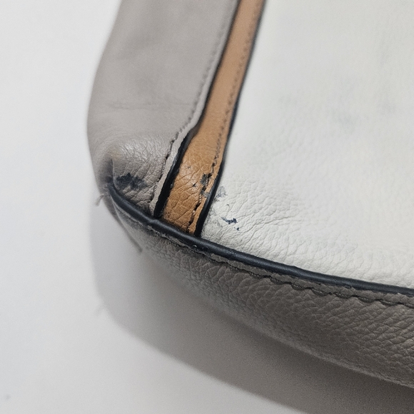 Fossil Tara Crossbody - Picture 3 of 9